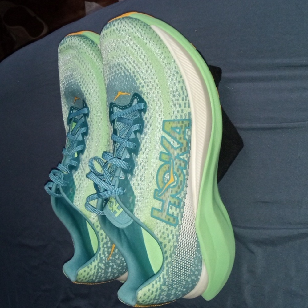 Size 10 Hoka MACH X